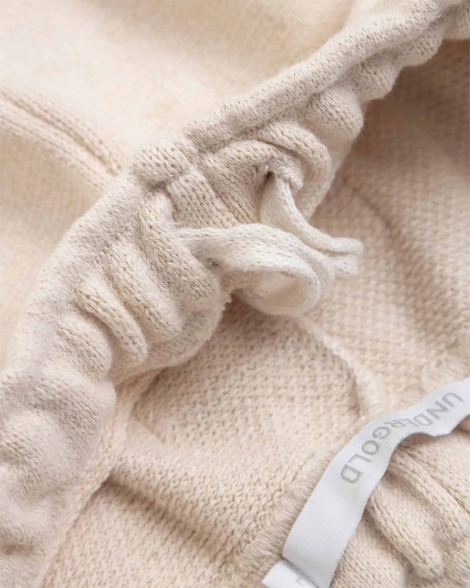 Basics Knit Short Cream