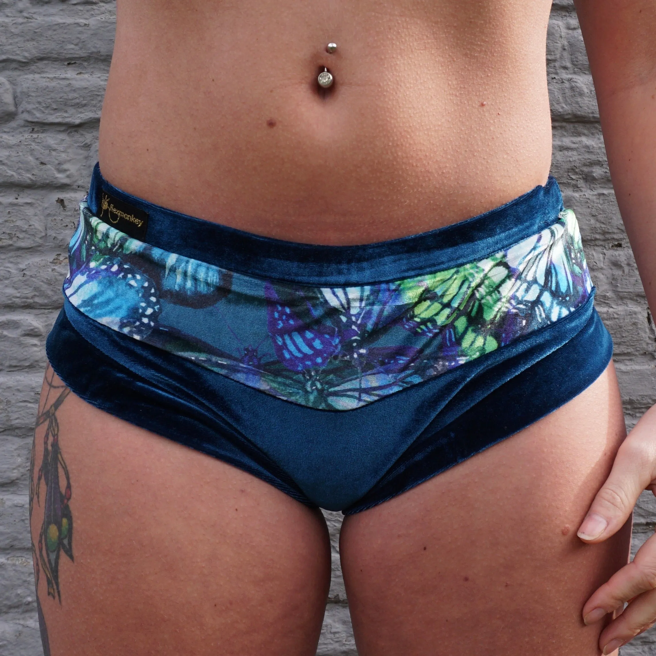 Flexmonkey Apple bum shorts 'Velvet Butterfly'