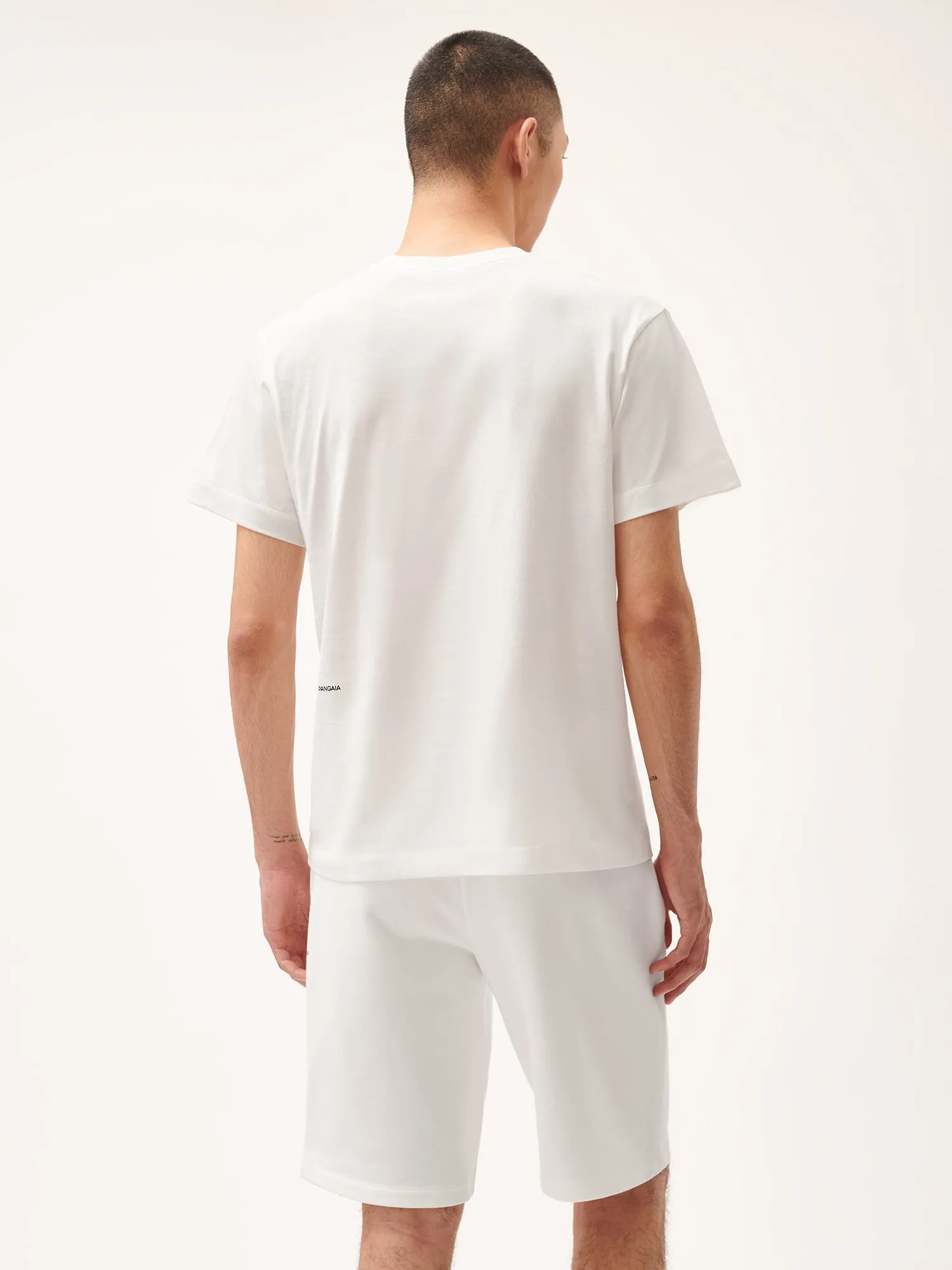 Mens 365 Lightweight Pocket T-Shirt—off-white