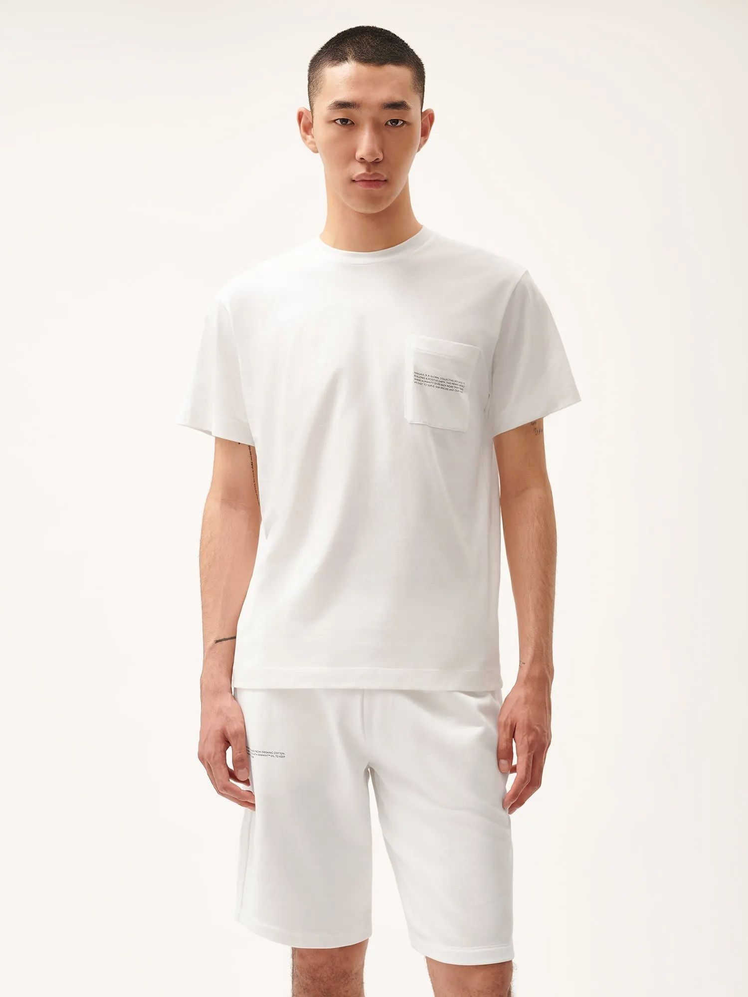 Mens 365 Lightweight Pocket T-Shirt—off-white