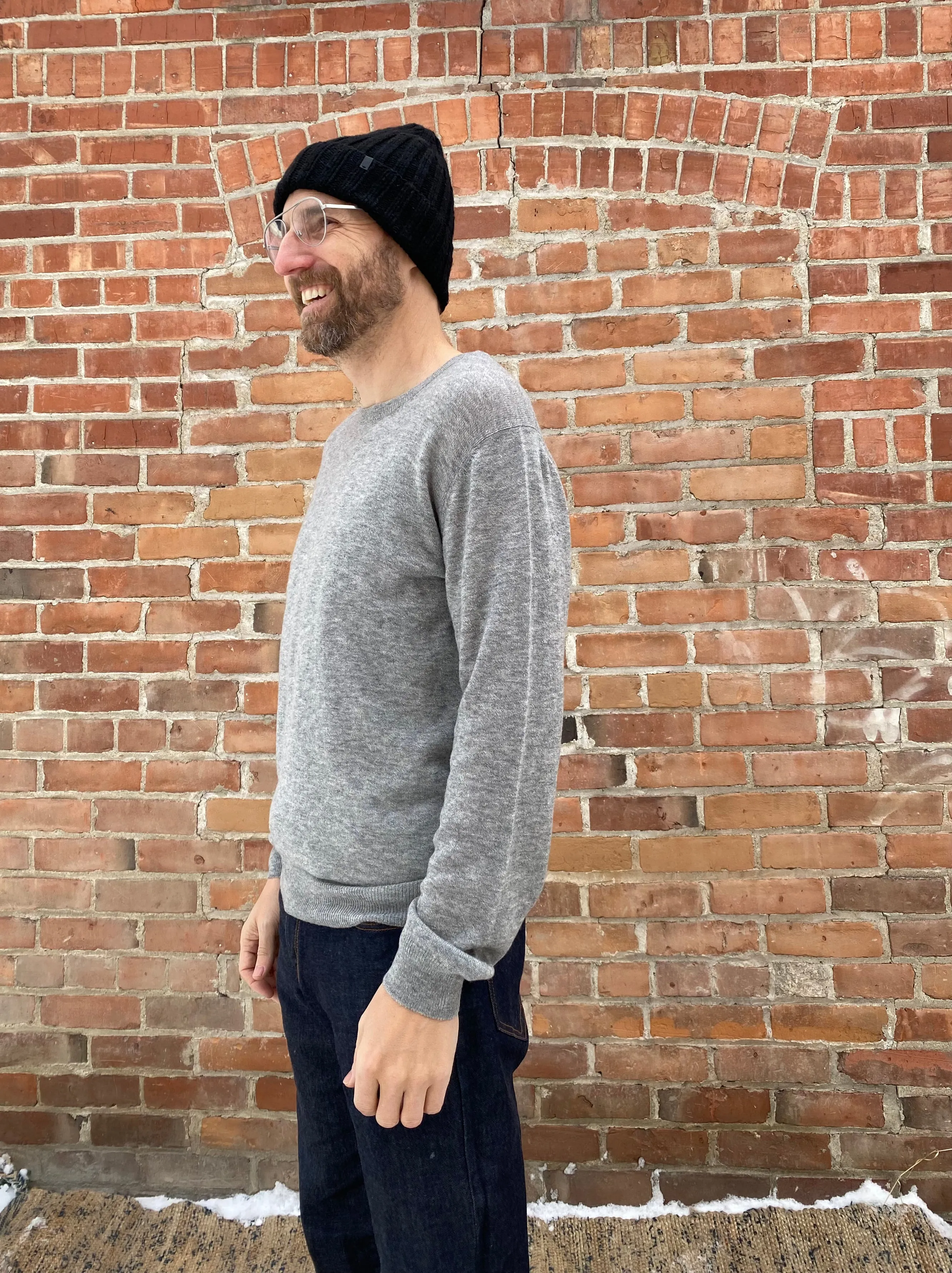 Merino Unisex Crew Sweater in Flint Grey